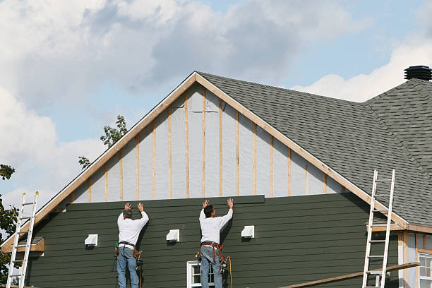 Professional Siding Contractor technician working in Wade, NC